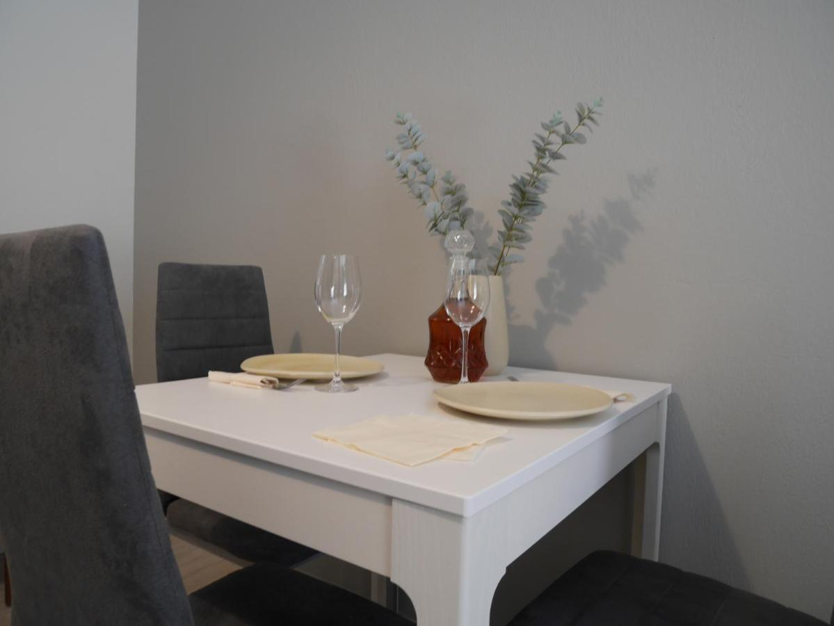 Porto Plaza City Center Apartment Ac/Wifi Heraklion  Екстер'єр фото